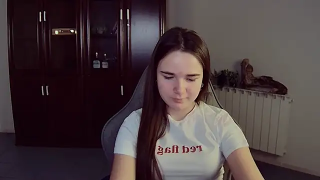 May Bloom online show from 20, 11, 2025