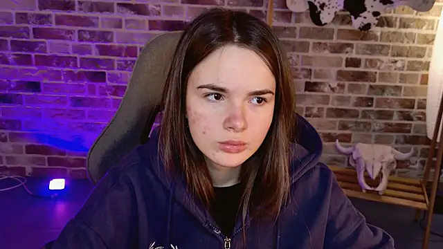 May Bloom online show from 10, 2, 2026