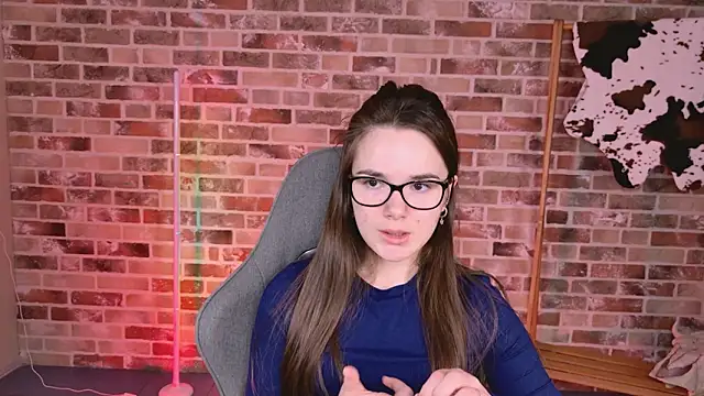 May Bloom online show from 6, 3, 2026