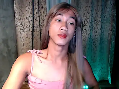 taylaxuxu online show from 15, 1, 2026