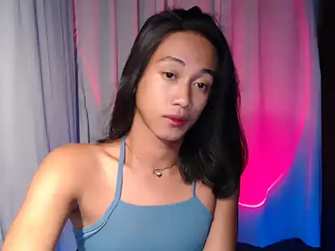 taylaxuxu online show from 15, 4, 2026