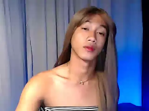 taylaxuxu online show from 6, 3, 2026