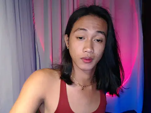 taylaxuxu online show from 14, 4, 2026