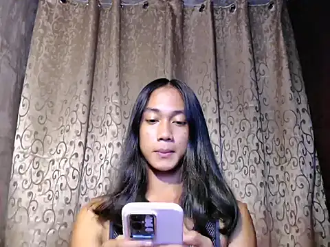 taylaxuxu online show from 10, 11, 2025