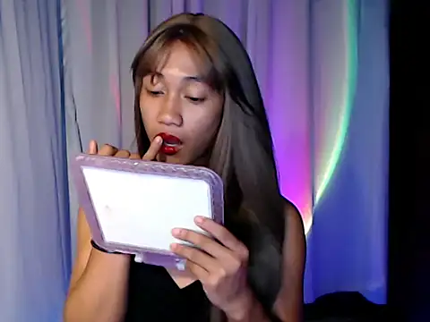 taylaxuxu online show from 15, 3, 2026