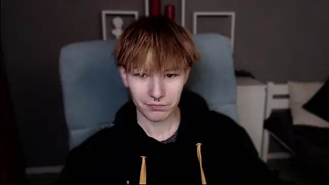 Snapshot of guitarandangell chatting on 25, 2, 2026 guitarandangell online show from 25, 2, 2026