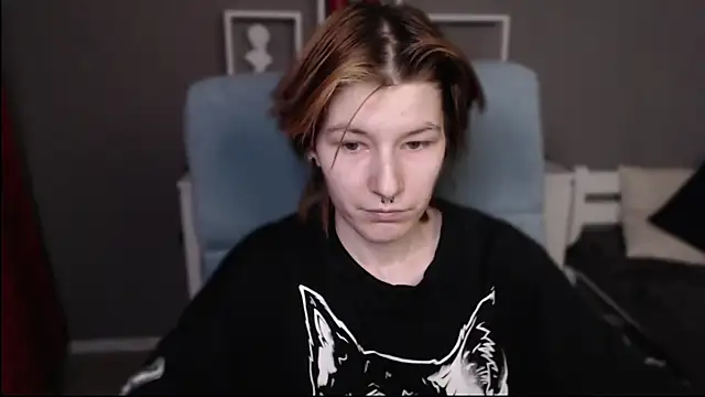 Snapshot of guitarandangell chatting on 16, 2, 2026 guitarandangell online show from 16, 2, 2026