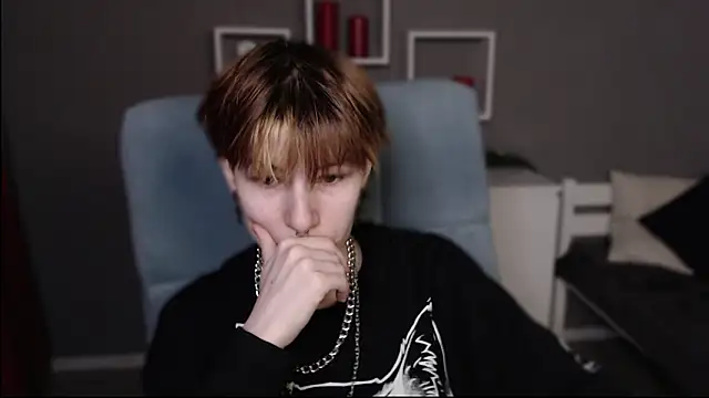 guitarandangell online show from 4, 3, 2026