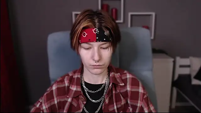 Snapshot of guitarandangell chatting on 16, 1, 2026 guitarandangell online show from 16, 1, 2026