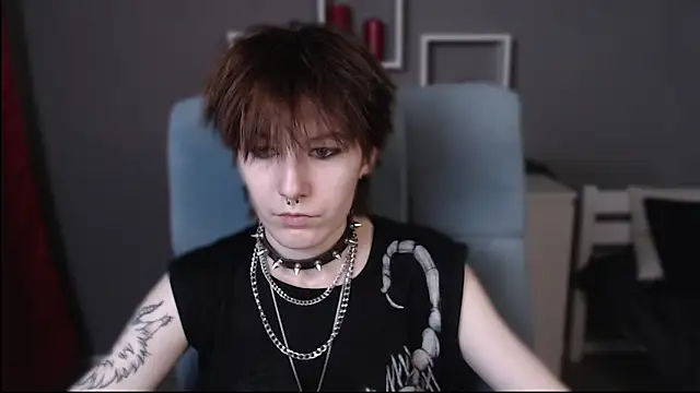 guitarandangell online show from 11, 11, 2025