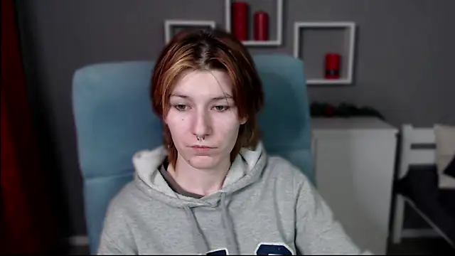 Snapshot of guitarandangell chatting on 5, 2, 2026 guitarandangell online show from 5, 2, 2026