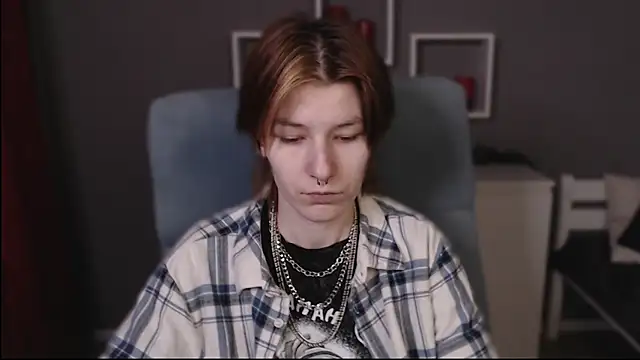 Snapshot of guitarandangell chatting on 12, 1, 2026 guitarandangell online show from 12, 1, 2026