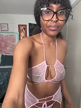 DaisyMynx online show from 10, 1, 2026