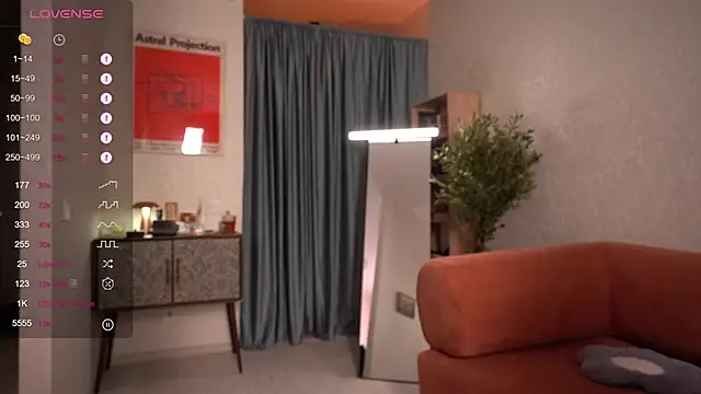 Pheromoon online show from 7, 3, 2026