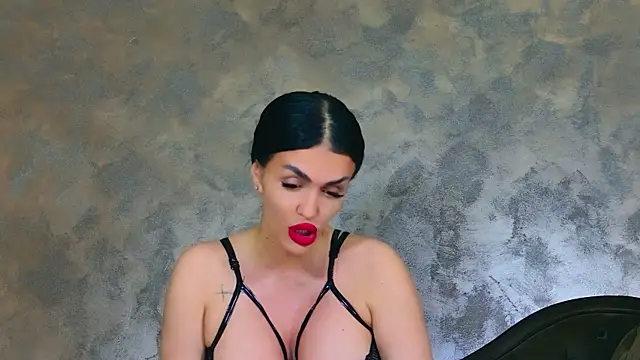 KimWilmes online show from 8, 5, 2026