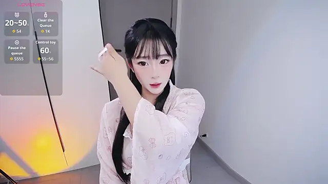 Kinadolly online show from 2, 11, 2025