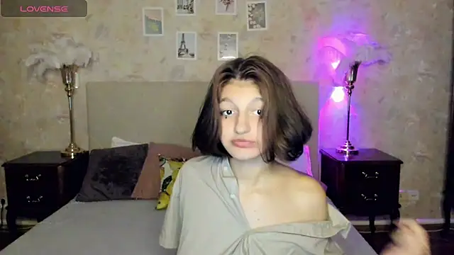 A Skyy online show from 7, 11, 2025