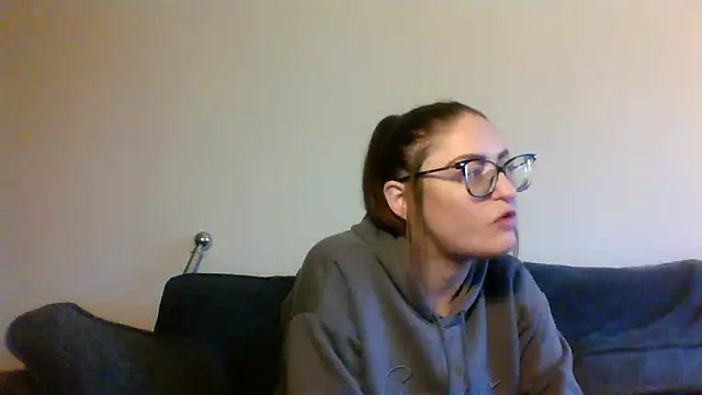 Snapshot of fatal_lover chatting on 4, 11, 2025 fatal lover online show from 4, 11, 2025