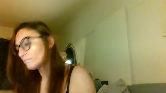 Snapshot of fatal_lover chatting on 12, 11, 2025 fatal lover online show from 12, 11, 2025