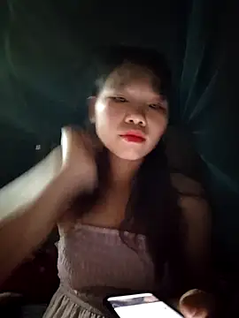 Snapshot of linh-miu99 chatting on 9, 11, 2025 linh-miu99 online show from 9, 11, 2025