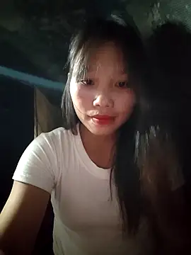 Snapshot of linh-miu99 chatting on 6, 11, 2025 linh-miu99 online show from 6, 11, 2025