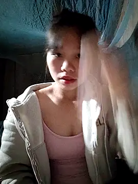 linh-miu99 online show from 2, 12, 2025