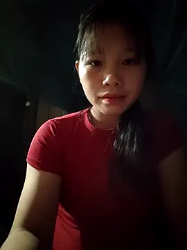 Snapshot of linh-miu99 chatting on 8, 11, 2025 linh-miu99 online show from 8, 11, 2025