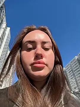KiraSunshine online show from 25, 5, 2026