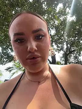 KiraSunshine online show from 20, 2, 2026