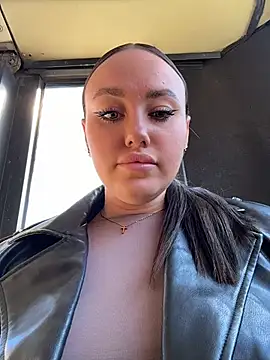 KiraSunshine online show from 29, 4, 2026