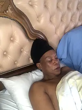 Hotcougar online show from 22, 11, 2025