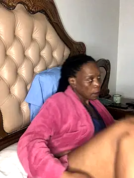 Hotcougar online show from 22, 11, 2025