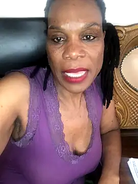 Hotcougar online show from 23, 11, 2025