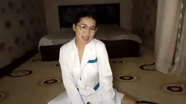 LinneaHyles online show from 4, 12, 2025