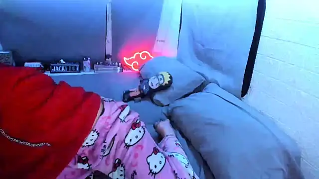 MartesBratty online show from 12, 4, 2026