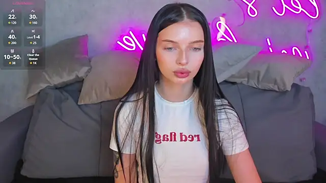 Eva Mayers online show from 10, 11, 2025