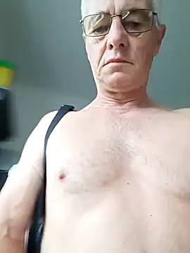 Snapshot of Sexyfab65 chatting on 29, 10, 2025 Sexyfab65 online show from 29, 10, 2025