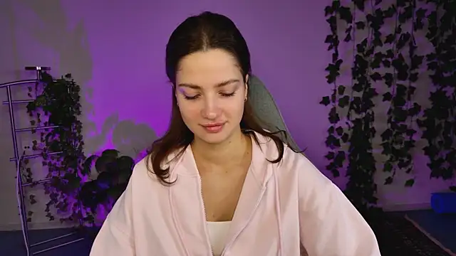 KiraVair online show from 21, 3, 2026