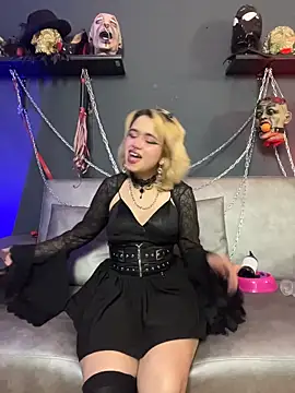 Snapshot of Navier__ chatting on 26, 11, 2025 Navier online show from 26, 11, 2025