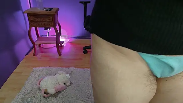 Snapshot of Navier__ chatting on 15, 11, 2025 Navier online show from 15, 11, 2025