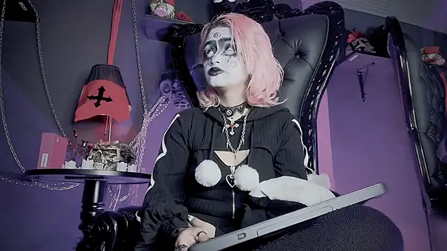 Snapshot of Navier__ chatting on 4, 3, 2026 Navier online show from 4, 3, 2026