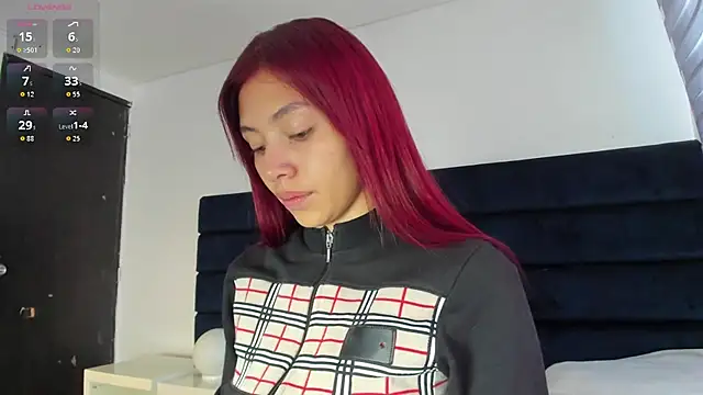 Snapshot of melanie_roux__ chatting on 25, 2, 2026 melanie roux online show from 25, 2, 2026