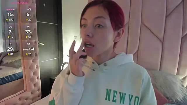 melanie roux   online show from 31, 10, 2025