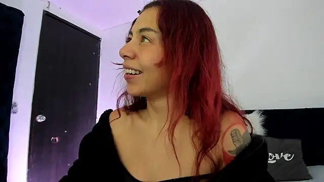 Snapshot of melanie_roux__ chatting on 1, 7, 2026 melanie roux online show from 1, 7, 2026