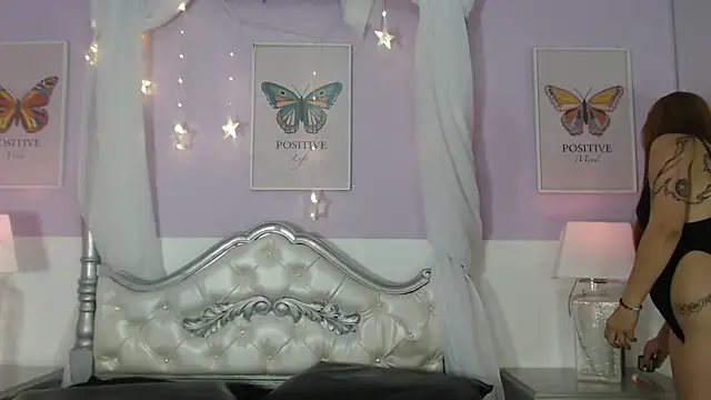 Snapshot of MiaCassel chatting on 23, 10, 2025 MiaCassel online show from 23, 10, 2025