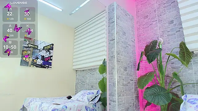 MiaCassel online show from 14, 2, 2026