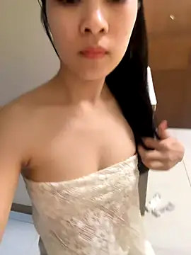 Minhee22 online show from 28, 10, 2025