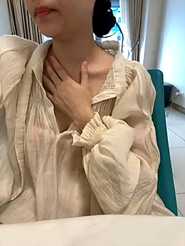 Minhee22 online show from 9, 11, 2025