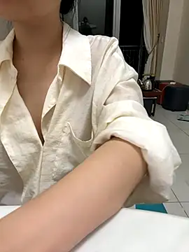 Minhee22 online show from 12, 11, 2025