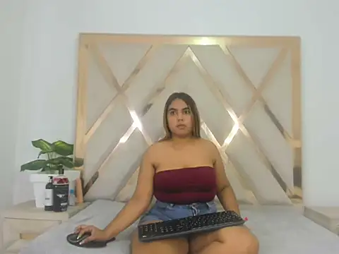 valentinaasm online show from 27, 3, 2026